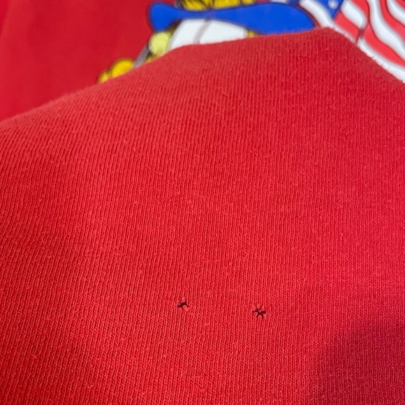 VTG Gildan red patriotic Garfield w/ US flag tee unisex sz L - Picture 6 of 9